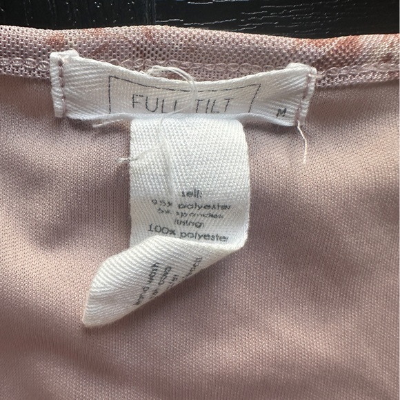 Full Tilt Floral Peplum Blouse Puff Sleeve Top - Picture 4 of 4